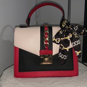 Aldo Purse